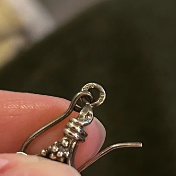 Elegant Silver and Amber Earrings - Picture 4 of 4